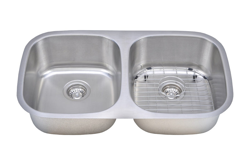 Wells Sinkware 18 Gauge 50/50 Equal Double Bowl Undermount Stainless Steel Kitchen Sink Package - CMU3318-88-1